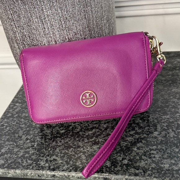 Tory Burch Handbags - Tory Burch Saffiano Leather Fuchsia Zip Around Wristlet Wallet